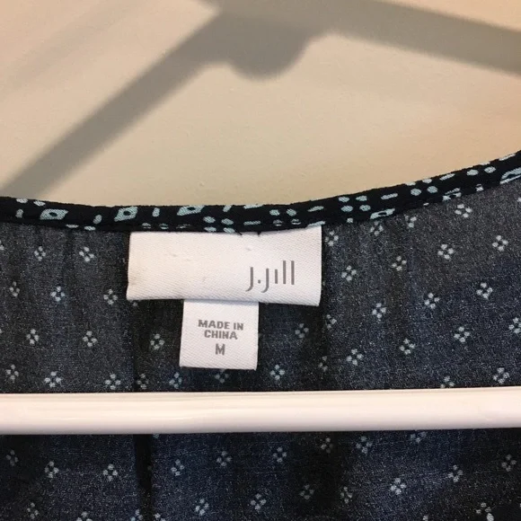 J Jill patterned blouse medium - Picture 3 of 7